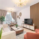 Cozy 1Br Gem In Marina With City Views